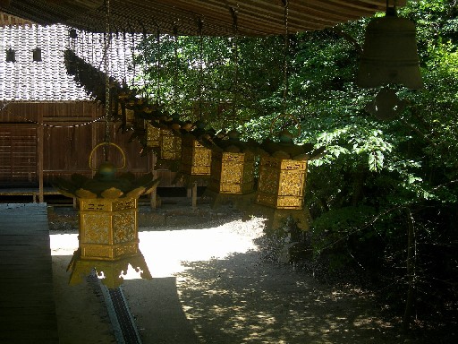 財賀寺　本堂釣燈籠