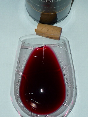 Ashton Kelder CS 2013 glass.jpg