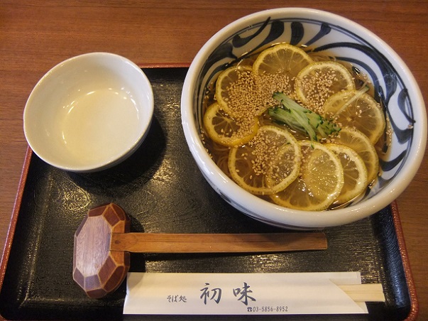 伊興３丁目・初味のレモンそば１