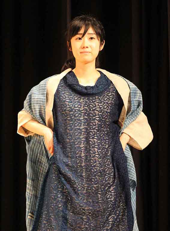 アキヤマセイコ・ファッションショー-06♪