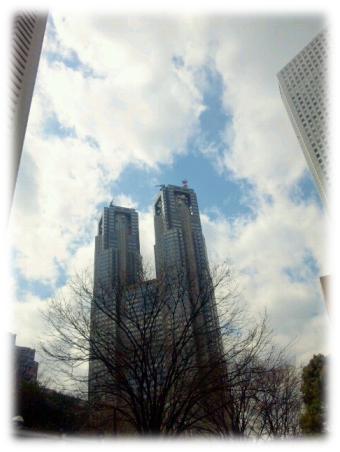 2012.3.11.新宿ビル街