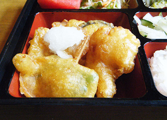 アメリカンステーションの「とり天」-2♪