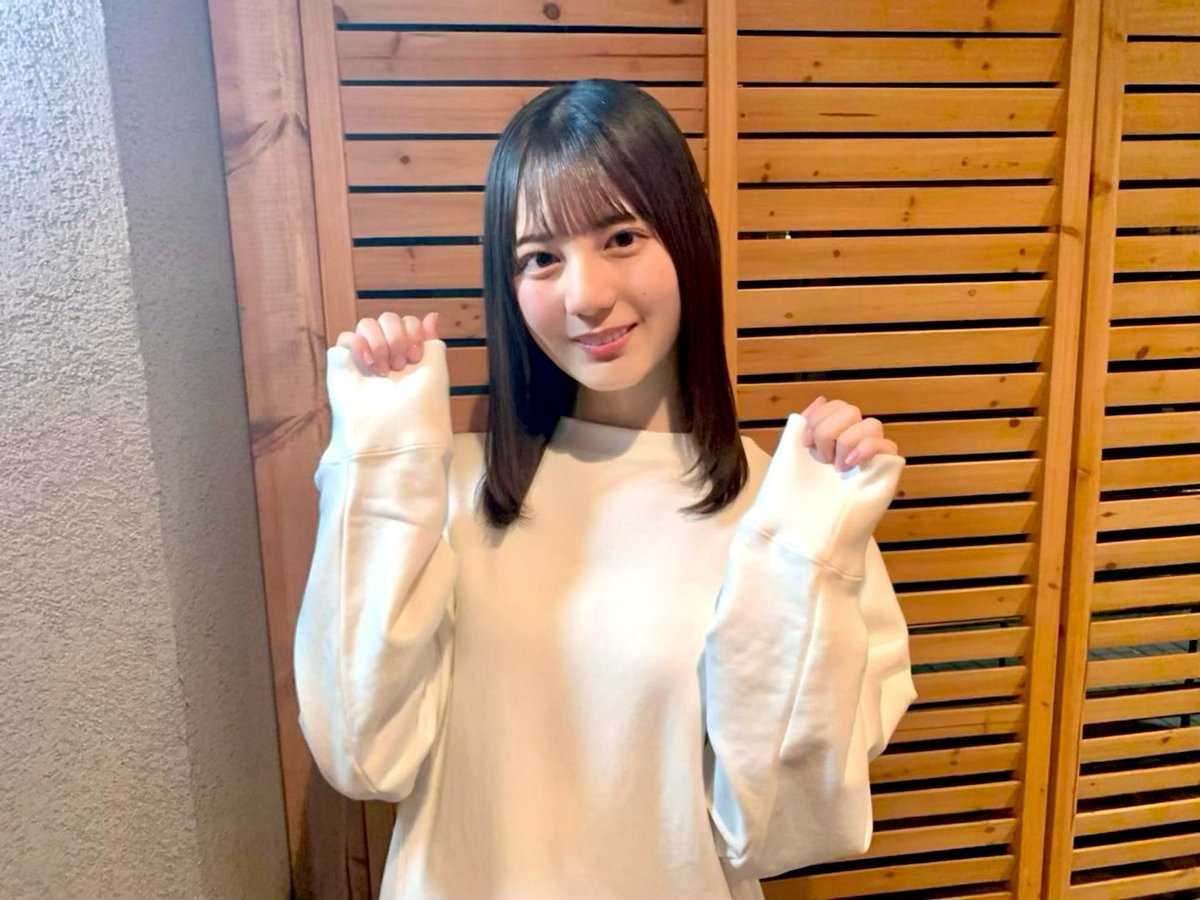 日向坂46 小坂菜緒 1st写真集の発売まであと何日 59 50日前 映像付 ルゼルの情報日記 楽天ブログ