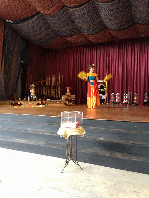 マレーシア文化村の踊り