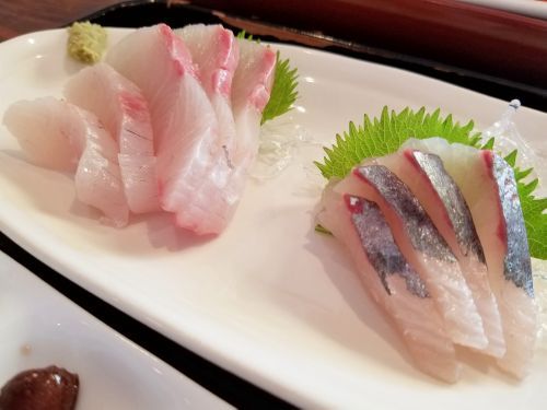 シマアジとカンパチのおさしみ カフェ 魚夢 色眼鏡 S Blog 楽天ブログ