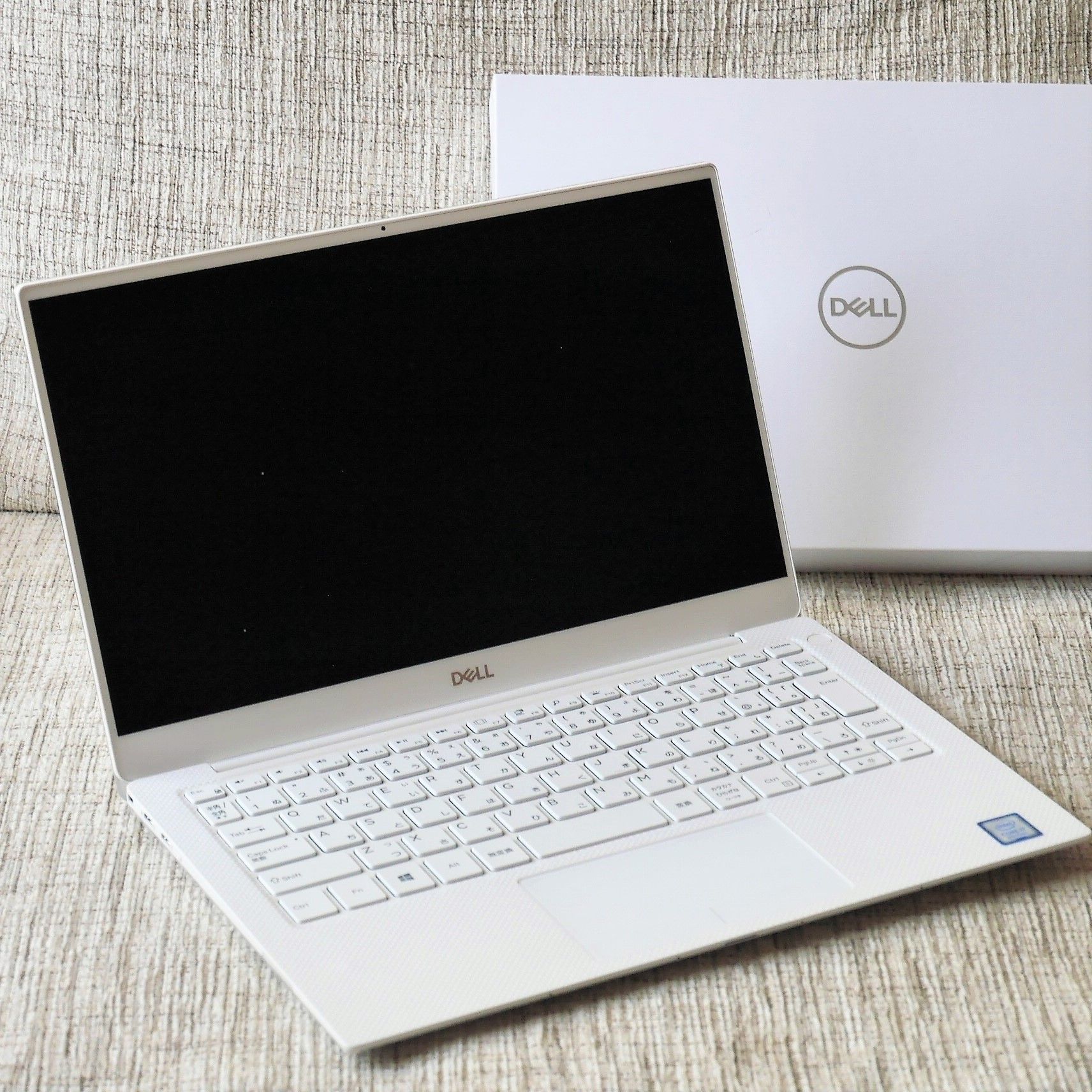 NEW XPS13_内観&パッケージ