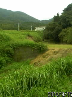 土橋と堀