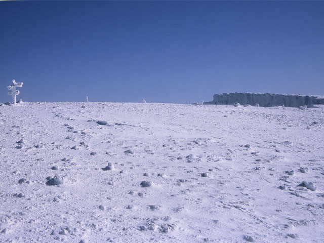 IoudakeB03.jpg