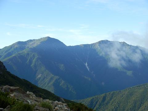 荒川岳遠望.JPG