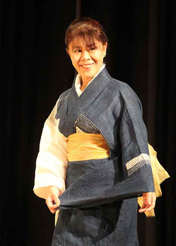 アキヤマセイコ・ファッションショー-03♪