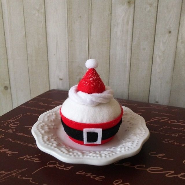 クリスマス サンタカップケーキ キラキラガールズのスイーツコレクション 楽天ブログ