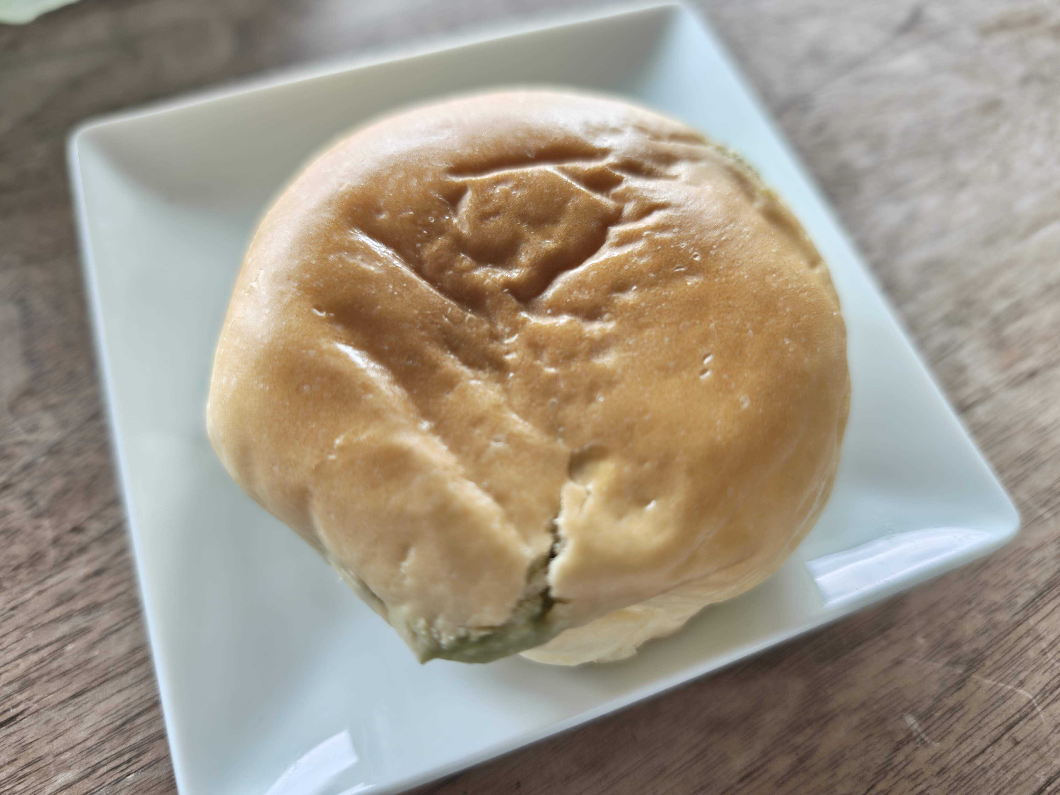 品川駅土産　八天堂くりーむパン　抹茶