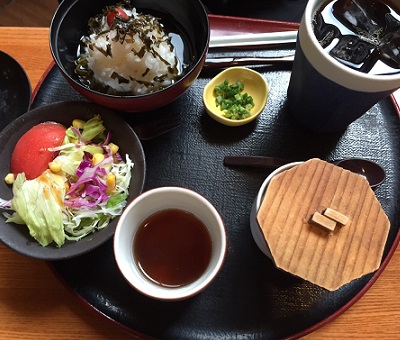 花ごよみモーニングお茶漬け