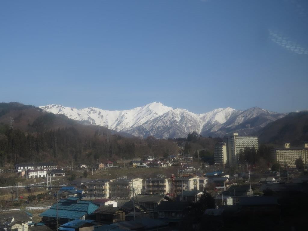 快晴 残雪の谷川岳 土合駅 ロープウェイ利用 絶景を求めて 楽天ブログ