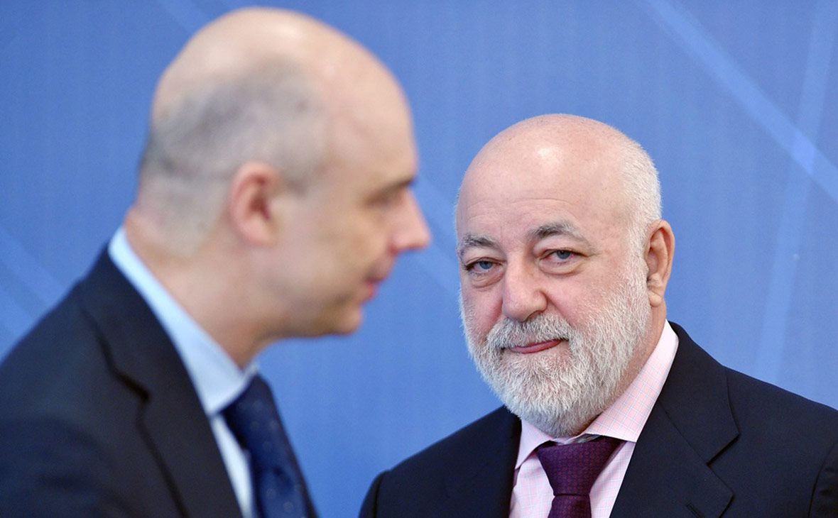 クドリン氏もシルアノフ氏も達者なドラマーという事実 アメリカ制裁対象となったオリガルフのヴェクセルベルグ氏の レノヴァ ロシア政府の救済を受けると報道 政府銀行に対し8億00万ユーロのローン借り換え 政府受注事業に対する優遇など ままくんカフェ