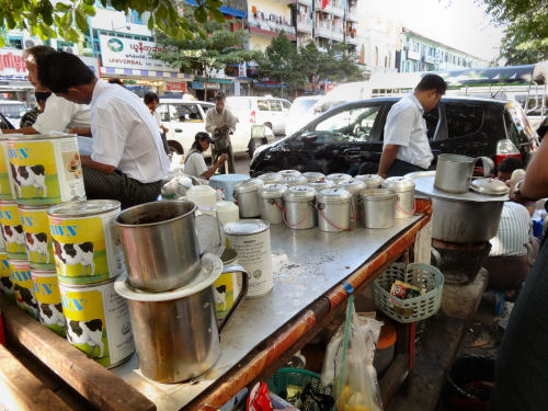 ヤンゴンの喫茶店０５.jpg