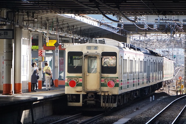 EF64 1032牽引 107系 R3+R4+R5+R9編成 8両長野行き配給6