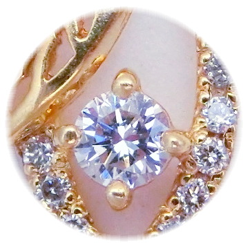 K18ダイヤモンドぴあす　0.50ct　チャーミングセール　オシャレなお買い得品 元町エクセル宝飾