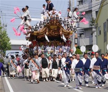 神戸まつり15 サンバパレードと だんじりパレード Usjスーパーニンテンドーワールド 神戸観光グルメを紹介します 楽天ブログ
