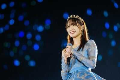 元櫻坂46・菅井友香 舞台ザンビ・直筆サイン入りレインコート 元櫻坂46・菅井友香 舞台ザンビ・直筆サイン入りレインコート