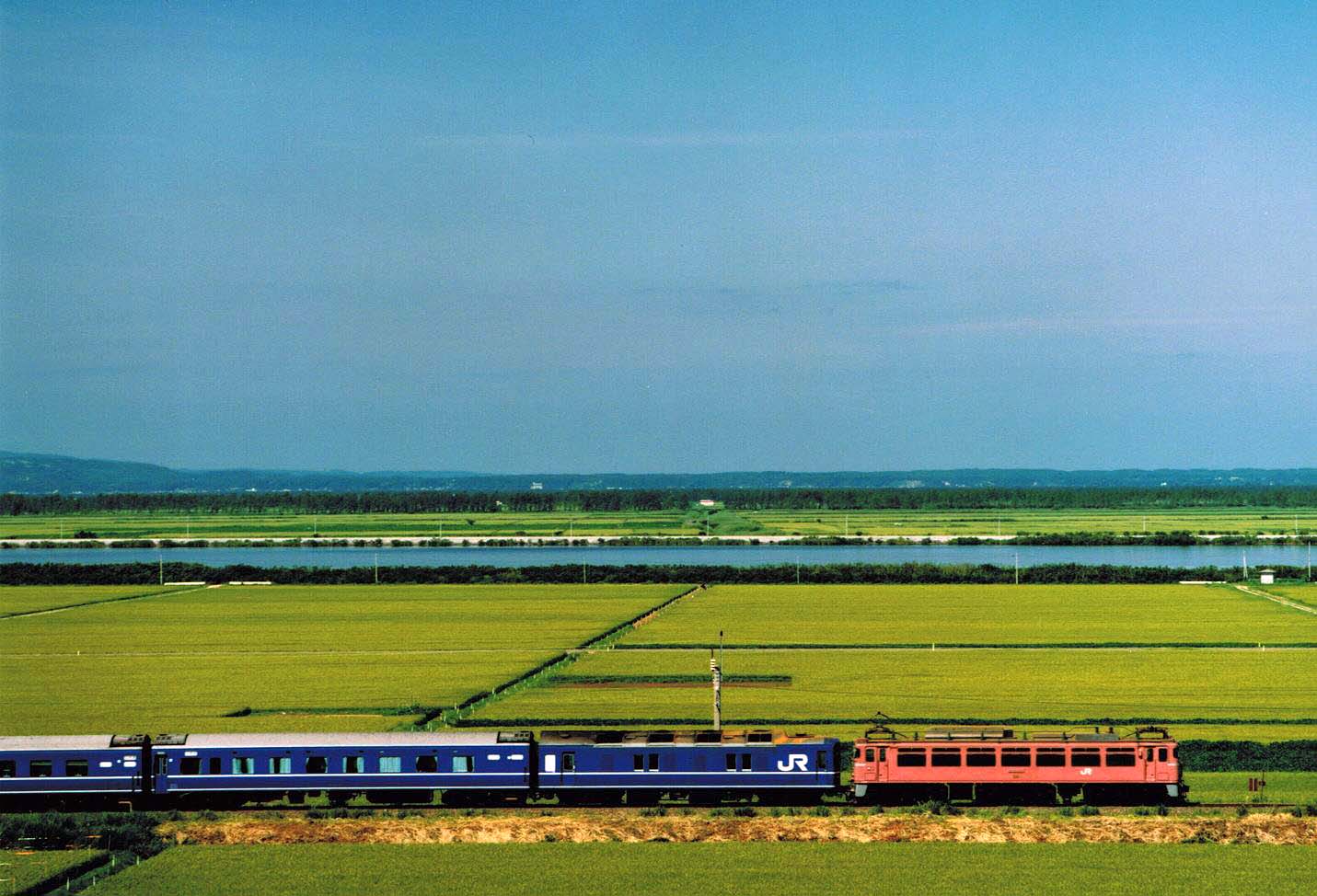 EF81牽引：寝台特急「日本海」 | マル鉄鉄道写真館2 - 楽天