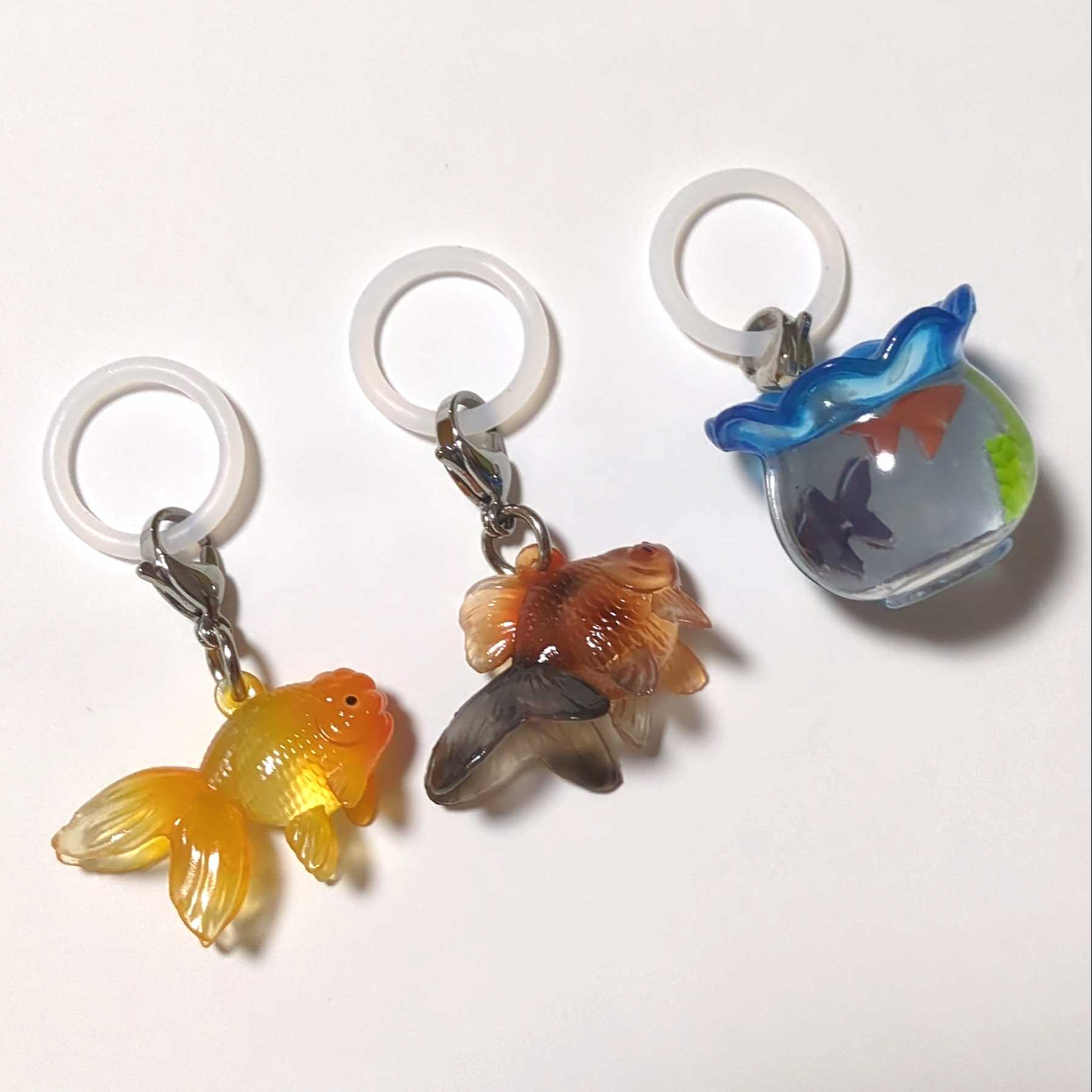 商品レビュー】めじるしアクセサリー 雨空金魚（後編） | きんぎょ警報