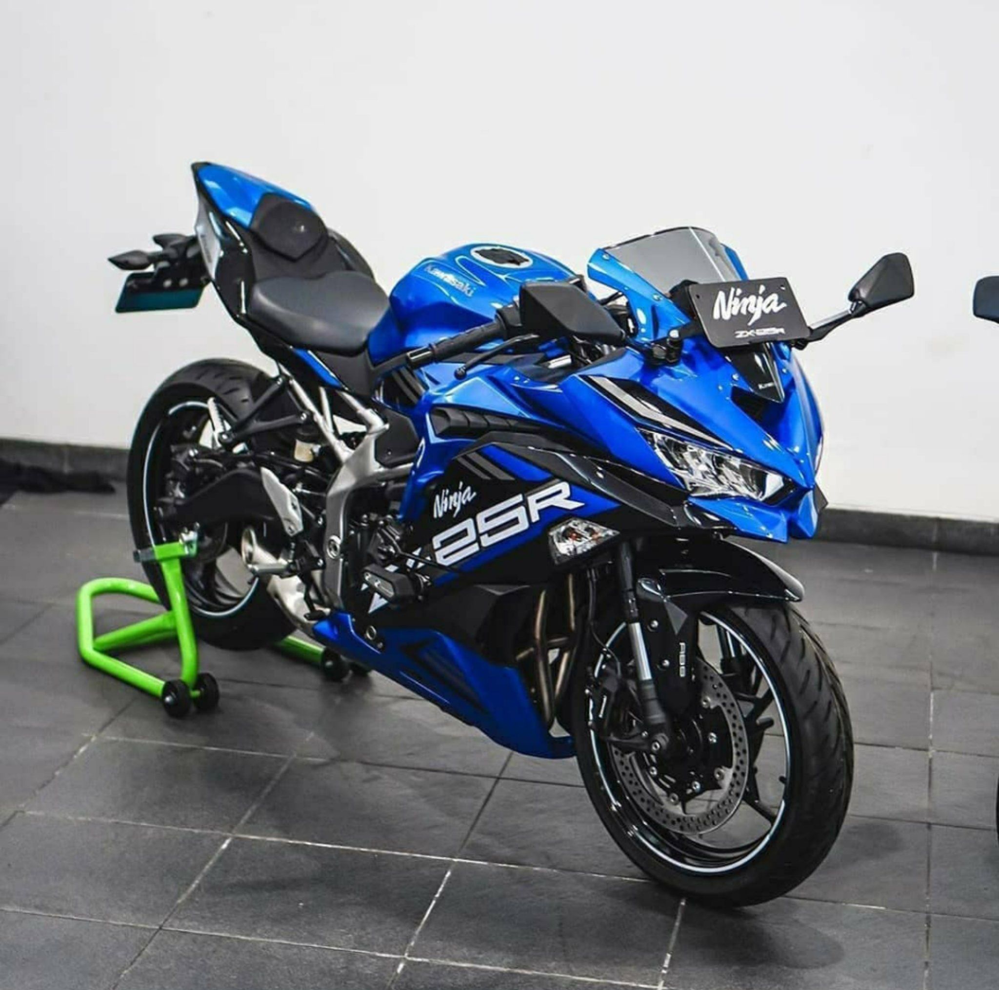 Ninja ZX-25R インドネシアで正式公開！ | ヘタレおじさんのバイク日記 