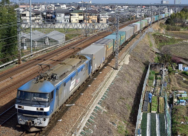 EF210-105 2015.02.27 1055レ.jpg
