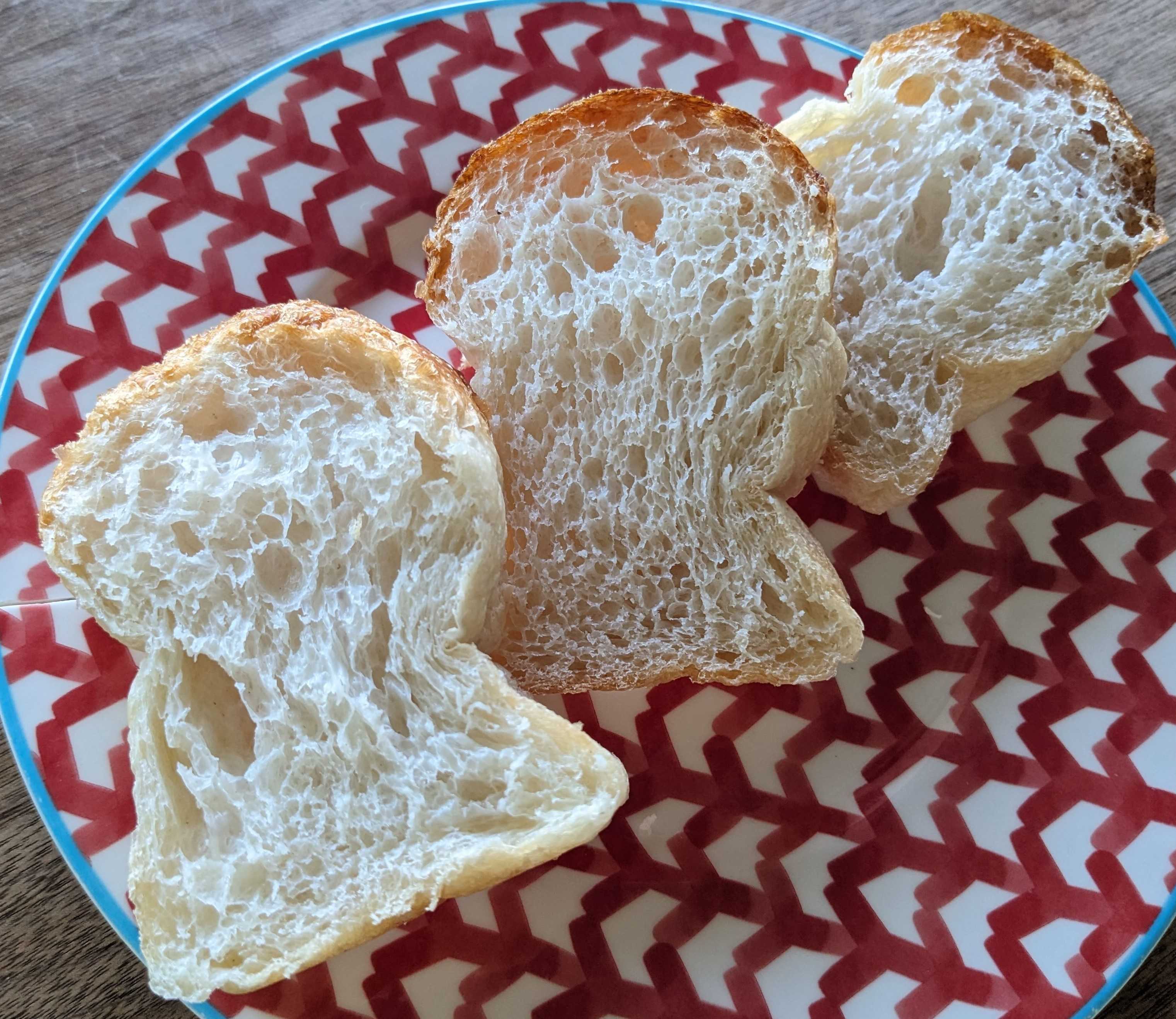 大阪のパン屋アトリエサコの通販　食パンの断面