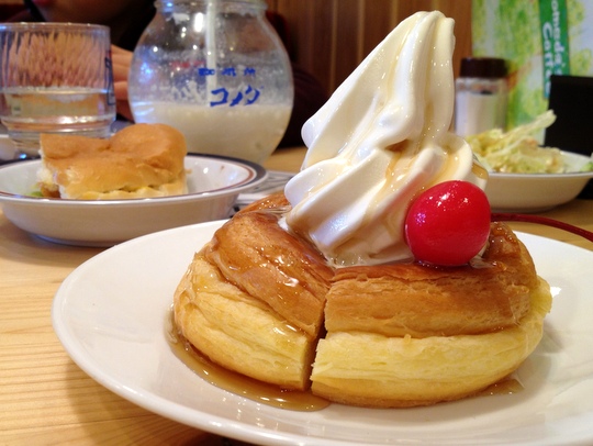 コメダ　シロノワール