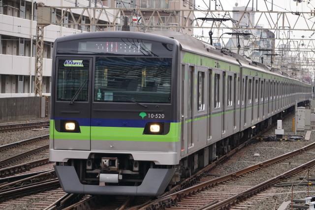 都営 新宿線 4種類の 車両2