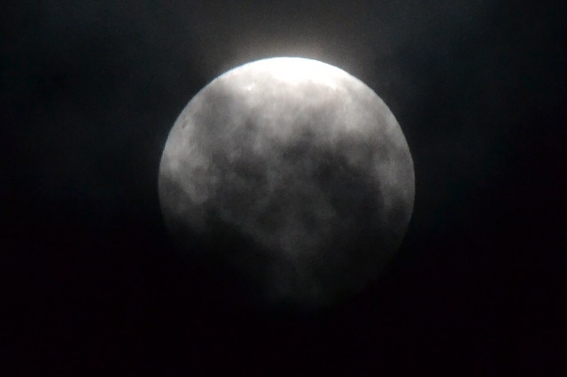 スーパームーン