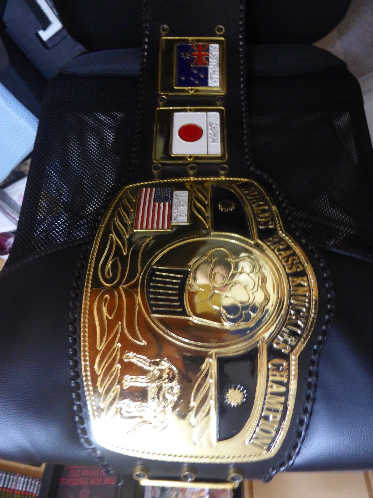 FMW 世界ブラスナックル選手権 チャンピオンベルト | ずぼら日記