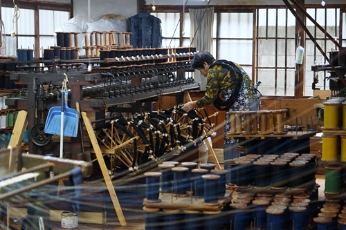 原山織物工業・経巻