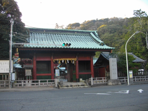 静岡浅間神社総門 (500x375).jpg