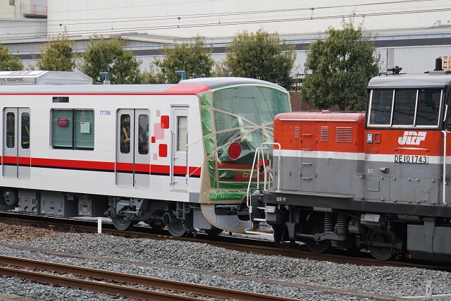 DE10 1743=EF210-156牽引 東武 70000系 71706F編成 甲種2