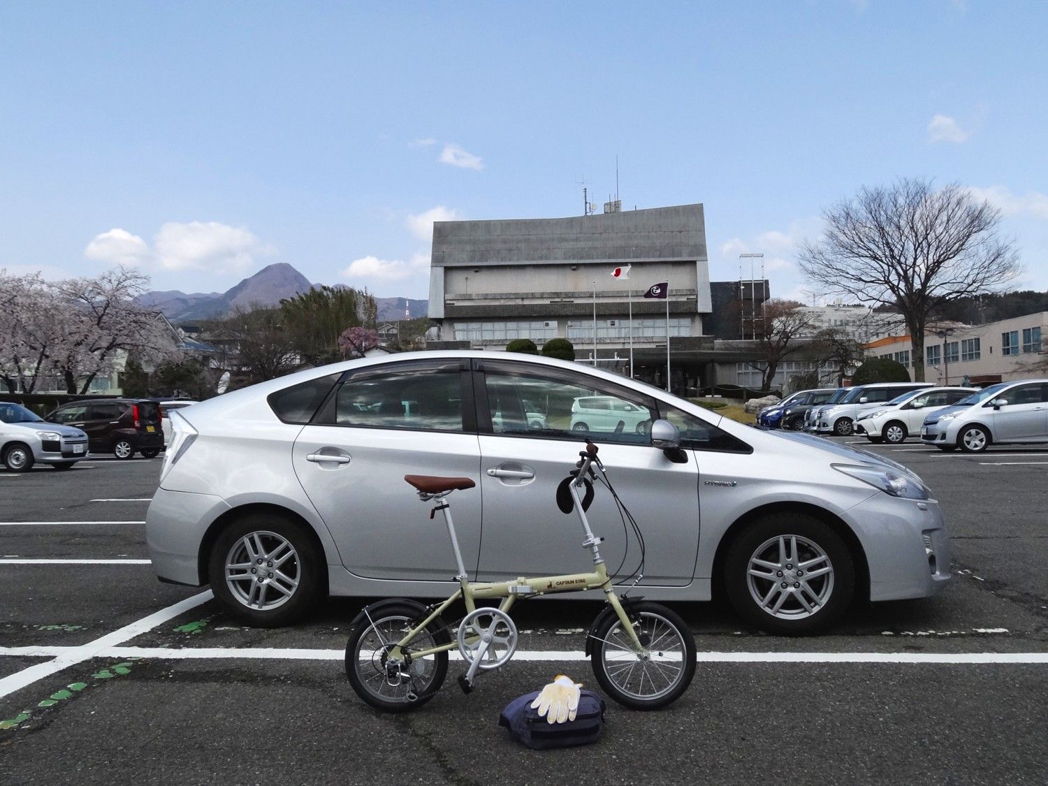 桜前線を追いかけて、小型自転車で北上！ ２０２０年４月２日  山と空 