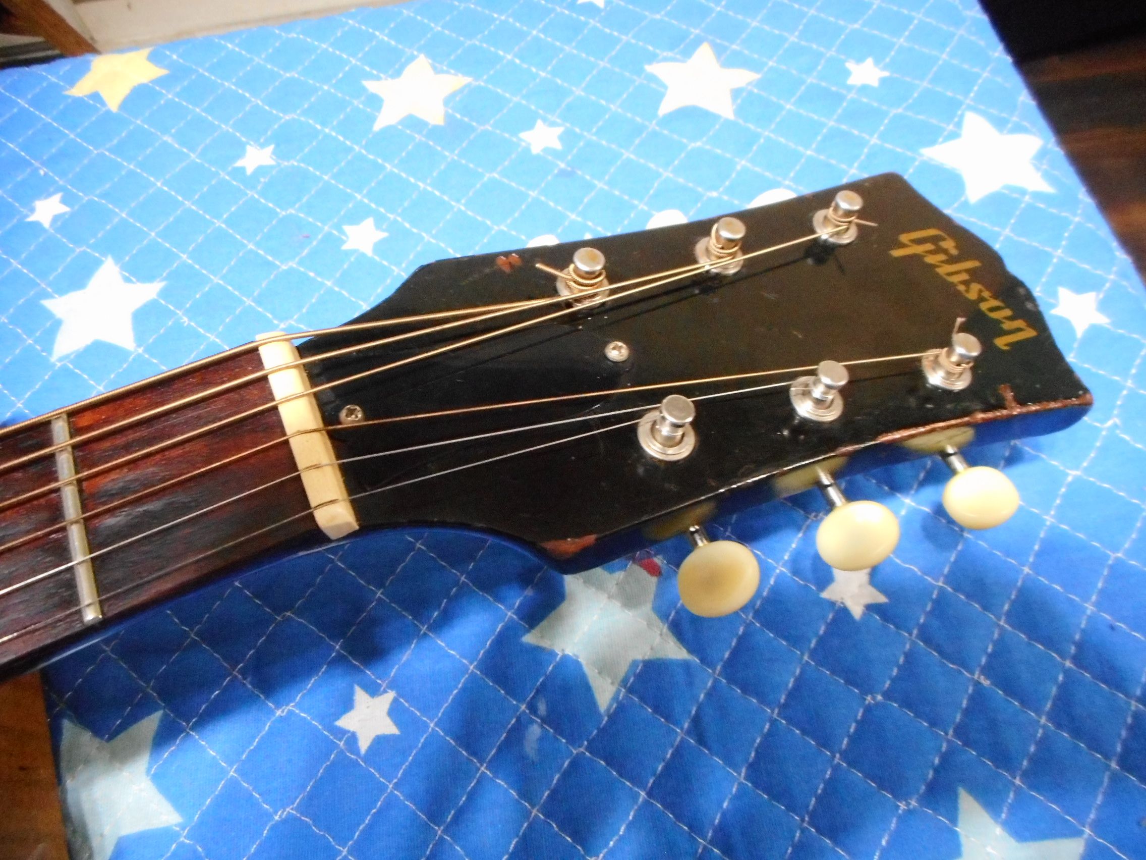 🌸Gibson J-45 Vintage ペグ交換 | 青春のギターリペア K2