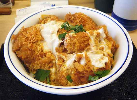 かつやの「ひれカツ丼」♪