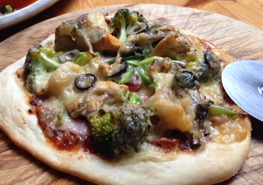 モンタナ ピザ.jpg