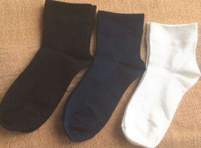 Leggy ナイロンソックス ブラック・ネイビー・ホワイト 3足1080円福岡パルコ.JPG