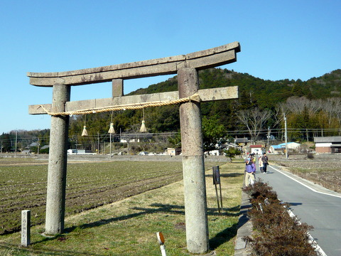 1395年建立の鳥居