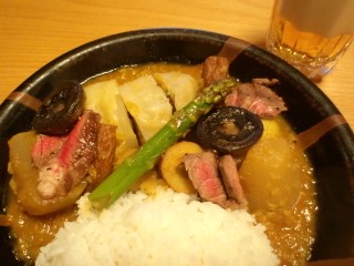 おでんカレー_盛り付け.jpg
