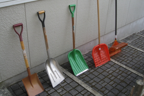 雪かき道具