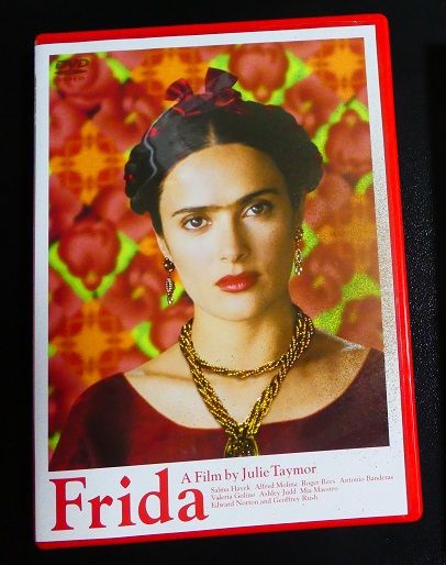 映画 フリーダ Frida Dvdが届きました サルマ ハエック エドワード ノートン 可愛いに間に合わない ファッションと猫と通販な日々 楽天ブログ