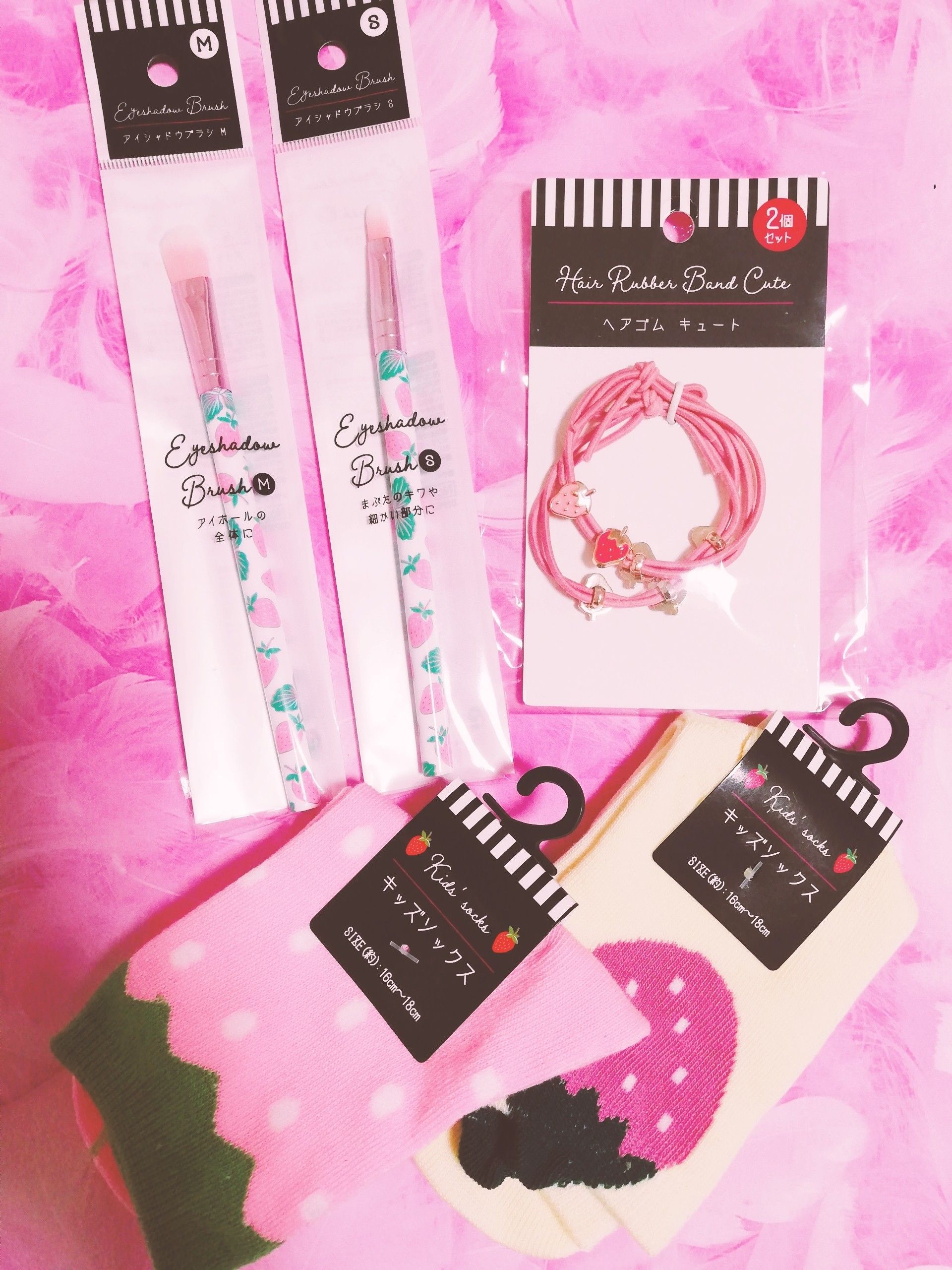 ヘアゴム 2個セット いちご 苺 ストロベリー キャンドゥ ヘアゴム 2個セット いちご 苺 ストロベリー キャンドゥ ヘアゴム 2個