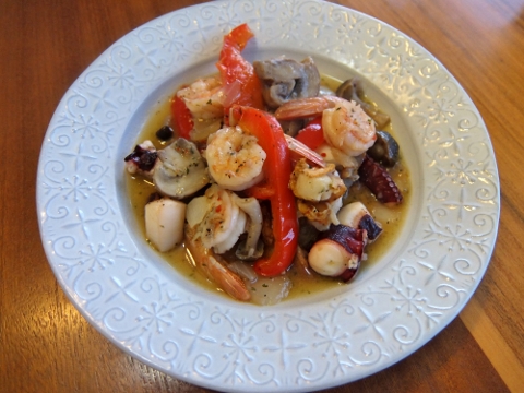 コストコ　シーフード　アヒージョ　Seafood Ajillo　