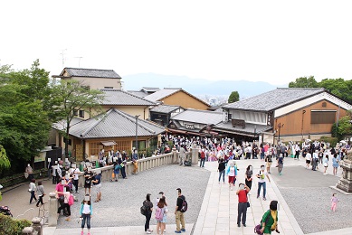 清水寺門前