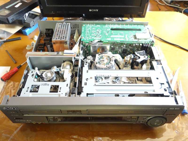 故障している8台のDVDプレイヤー　部品取り用 mqdefault.jpg