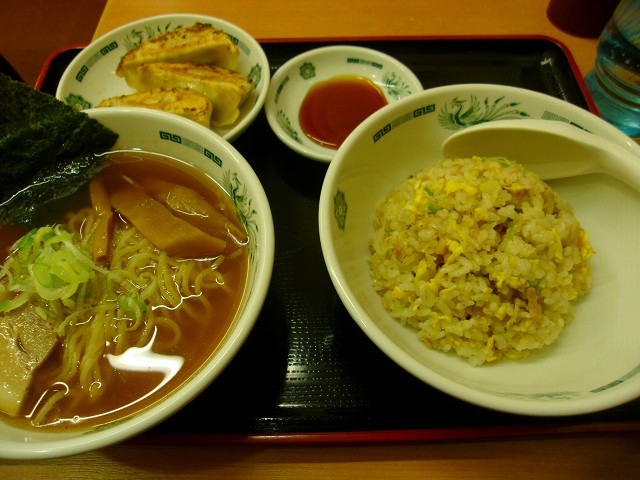 日高屋昼食.jpg